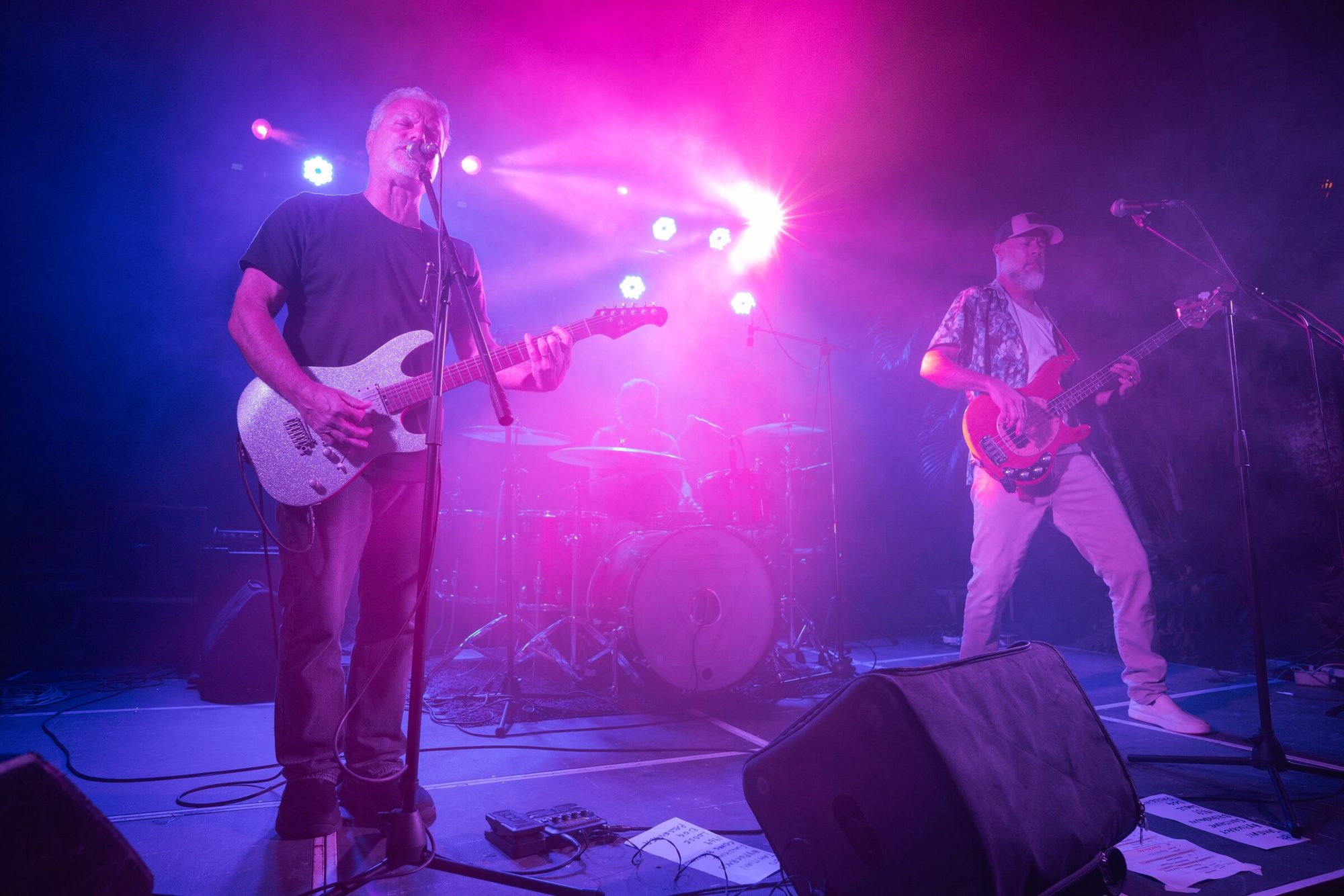 The Tremors performing at night